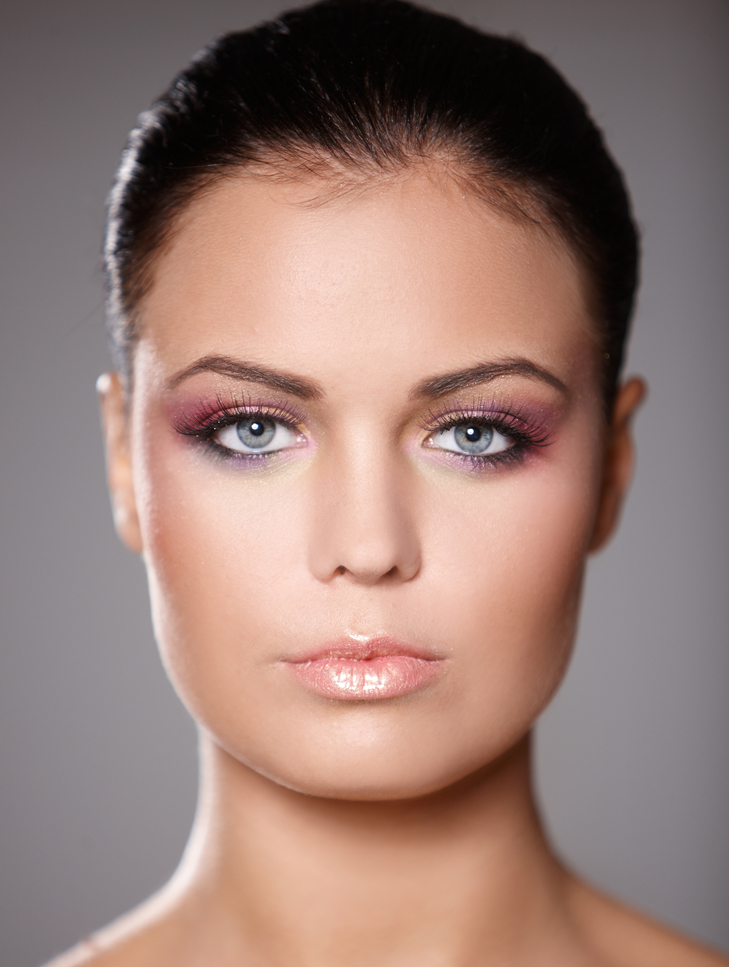 Rectangle face shape woman